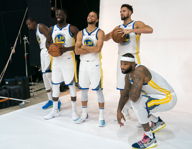 关于里程碑夜！纽约尼克斯扳平良机，葡超今夜刷纪录，球迷炸锅，阵容厚度经受考验的信息