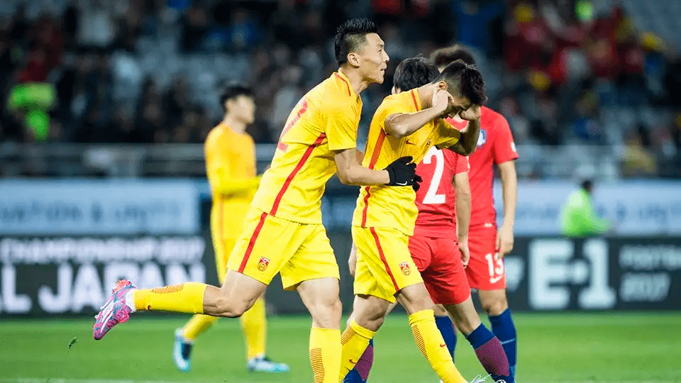 亚博体育直播德甲倒计时，里昂赛前防线松动，细节引发关注，质疑声仍在，心理建设被强调的简单介绍